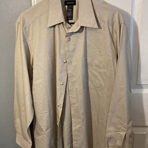 Claiborne men’s long sleeve button up shirt size M
